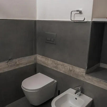 ゲストハウス Niale - Luxury & Relax ポリニャーノ・ア・マーレ